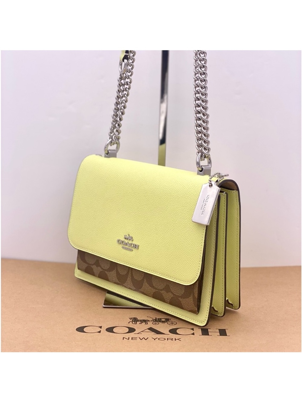 Coach Convertible Chain Shoulder Crossbody Bag in Signature Canvas - Picture 16 of 16